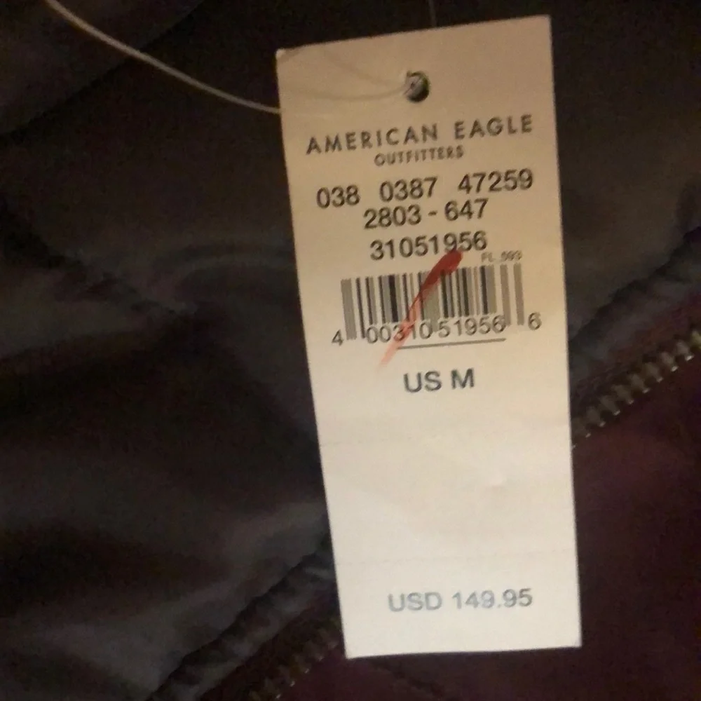 NWT!! American Eagle Maroon Winter Coat! - Picture 9 of 9